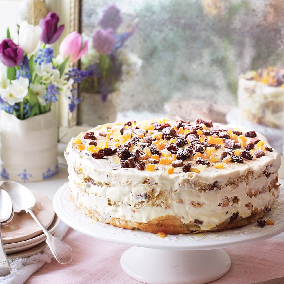 hot cross bun layer cake