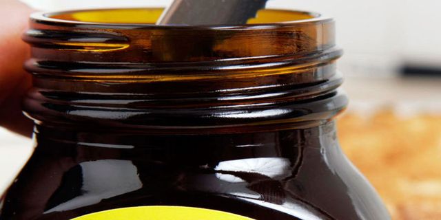 Yeast extract, Ingredient, Honey, Syrup, Condiment, Sauces, Yeast, 