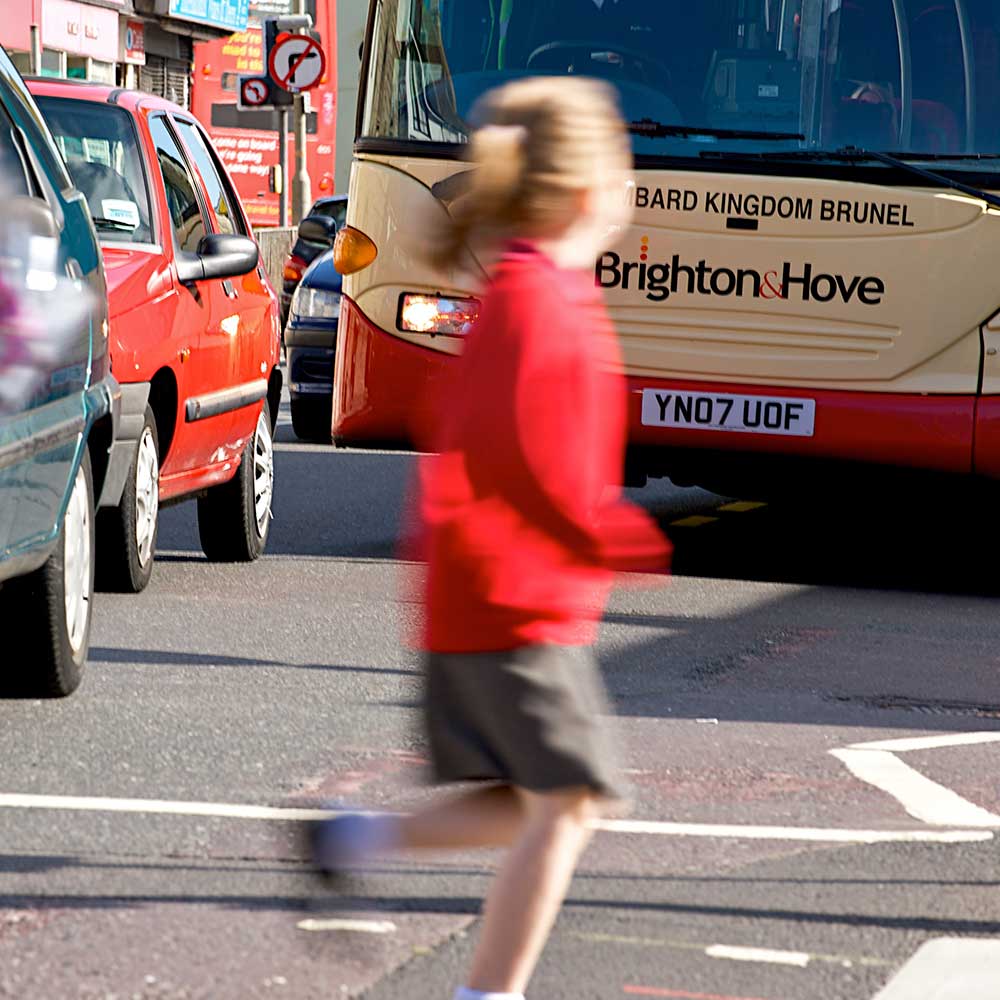 Why children struggle to cross busy streets safely