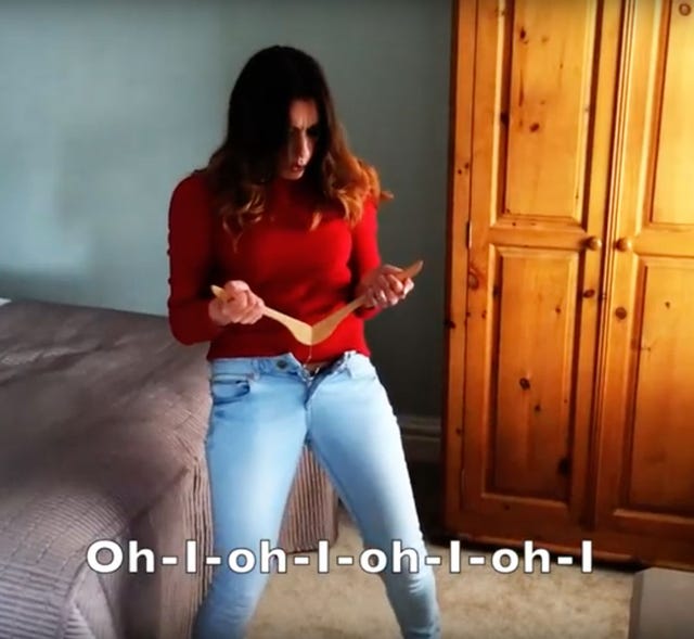 Clothing, Jeans, Waist, Shoulder, Beauty, Fashion, Leg, Joint, Denim, Trousers, 