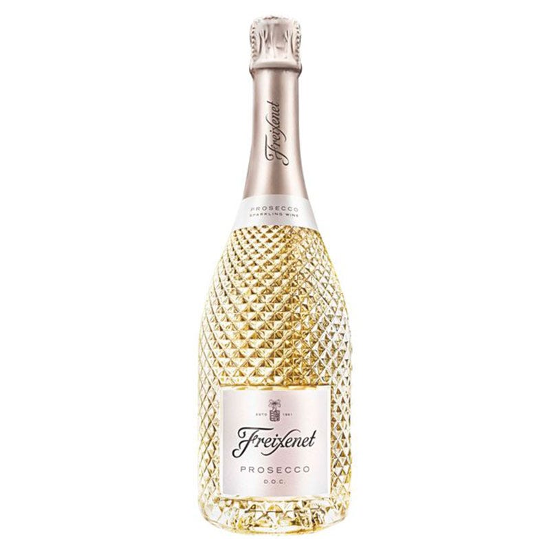 Glass bottle, Product, Bottle, Drink, Alcoholic beverage, Barware, Bottle cap, Drinkware, Label, Distilled beverage, 