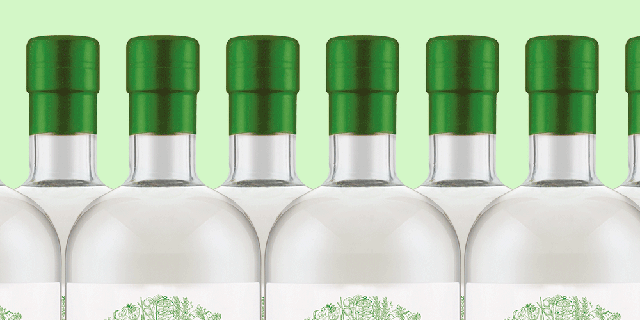Bottle, Green, Drink, Liqueur, Glass bottle, Alcoholic beverage, Distilled beverage, 