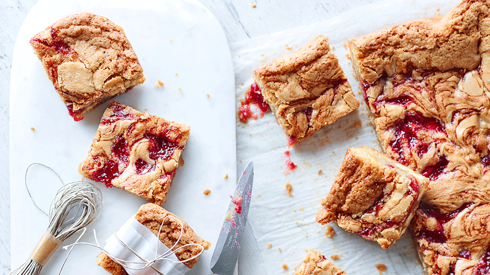 preview for Strawberry Blondies