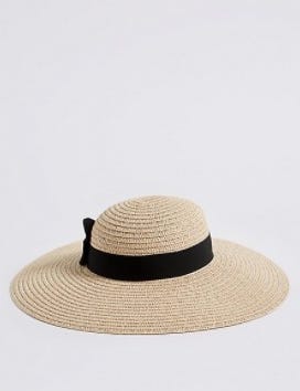 Clothing, Hat, Beige, Sun hat, Fashion accessory, Fedora, Headgear, Cap, Costume accessory, 