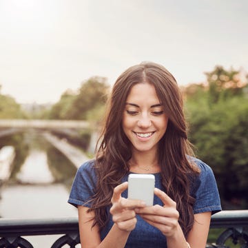 Selfie, Beauty, Smartphone, Photography, Gadget, Happy, Smile, Lip, Electronic device, Technology, 