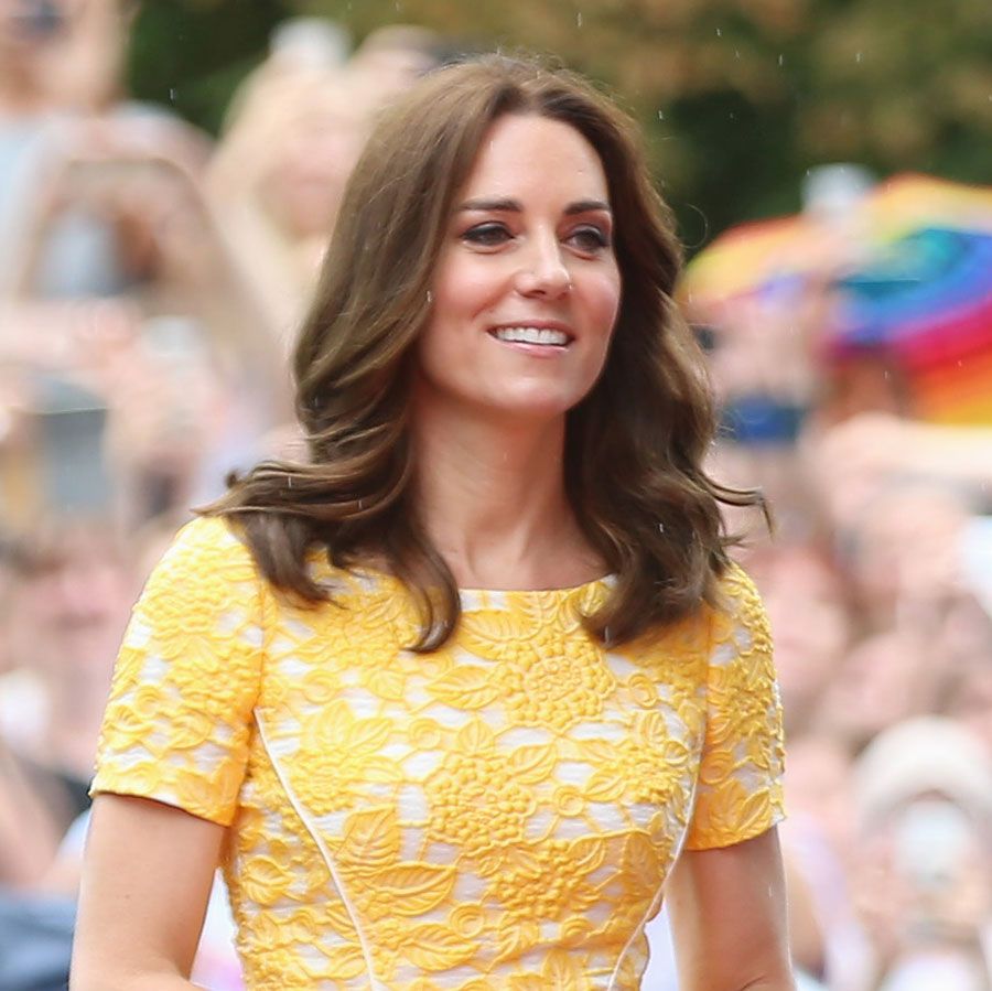 Kate Middleton in Yellow Lace Dress for Traditional Market Visit in  Heidelberg
