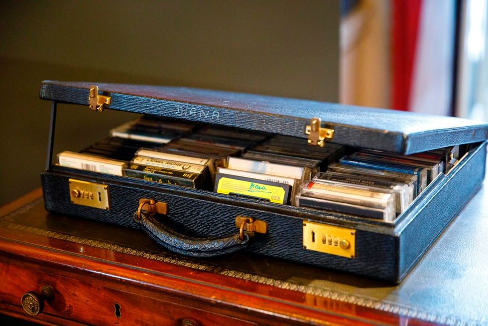 Book, Suitcase, Box, Baggage, 