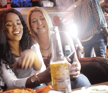 Fun, Friendship, Smile, Alcohol, Drink, Meal, Event, Happy, Vacation, Beer, 