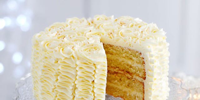 Food, Buttercream, Cuisine, Dish, Ingredient, White cake mix, Baked goods, Dessert, Tres leches cake, Icing, Food, Buttercream, Cuisine, Dish, Ingredient, White cake mix, Baked goods, Dessert, Tres leches cake, Icing,