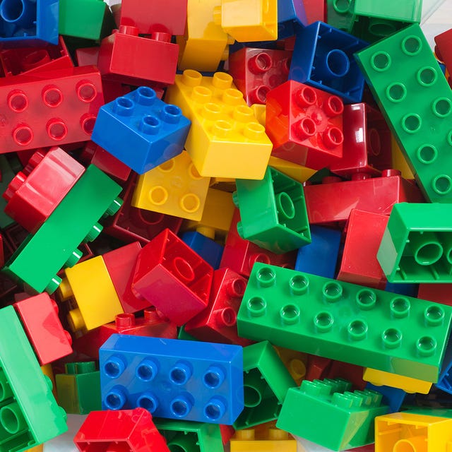 Blue, Red, Colorfulness, Toy block, Toy, Plastic, Electric blue, Carmine, Majorelle blue, Square, 