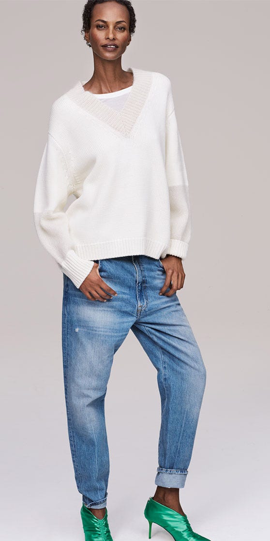 Clothing, White, Jeans, Shoulder, Blue, Denim, Neck, Sleeve, Joint, Fashion, 