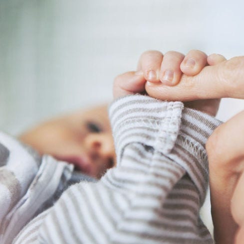 Child, Baby, Skin, Hand, Finger, Arm, Toddler, Leg, Close-up, Gesture, 