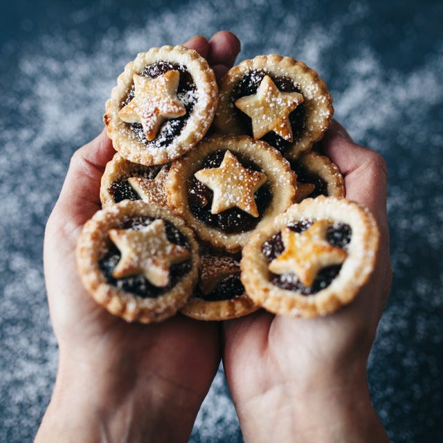 Food, Dish, Cuisine, Baked goods, Ingredient, Snack, Fried food, Produce, Mince pie, Dessert, 