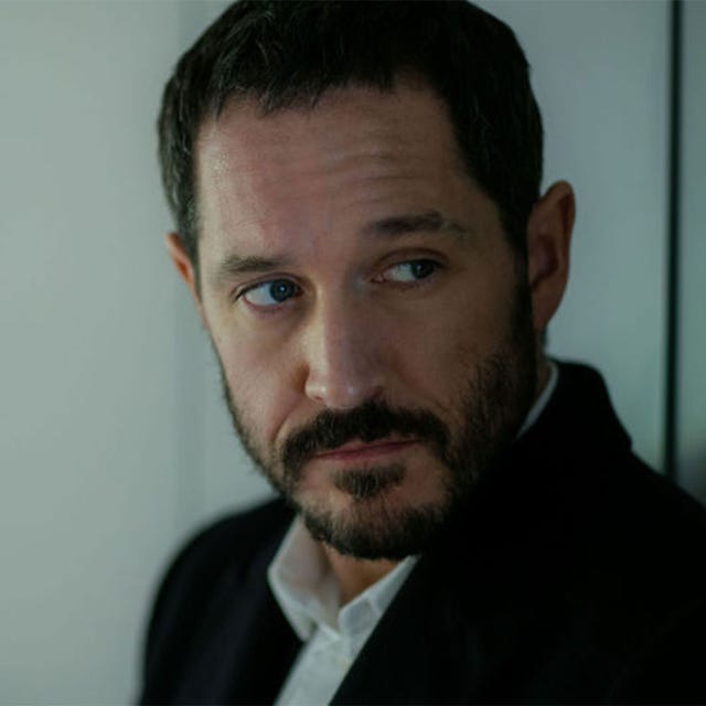 Hair, Facial hair, Face, Beard, Forehead, Moustache, Eyebrow, Chin, Hairstyle, Nose, 