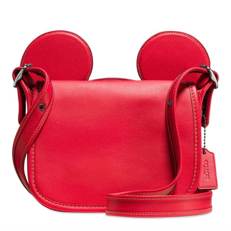 Bag, Red, Handbag, Fashion accessory, Shoulder bag, Magenta, Leather, Pink, Messenger bag, Material property, 