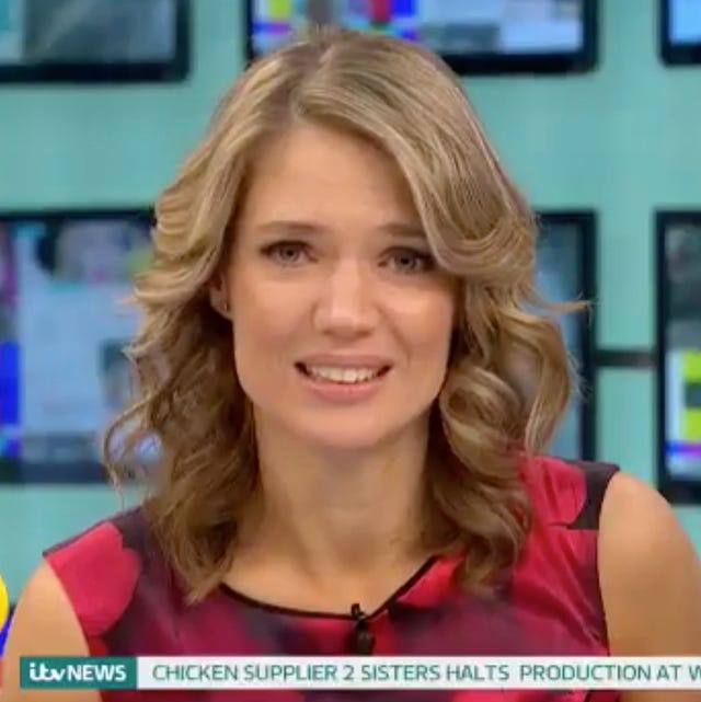 Hair, Face, Blond, Television presenter, Hairstyle, Chin, Eyebrow, Hair coloring, Newscaster, Newsreader, 