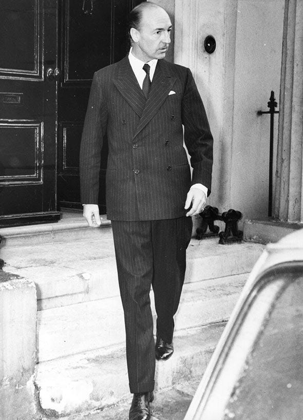 Photograph, Standing, Suit, Snapshot, Outerwear, Vintage clothing, Formal wear, White-collar worker, Blazer, Black-and-white, 