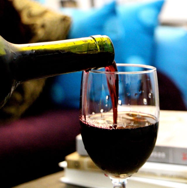 Drink, Wine glass, Alcoholic beverage, Stemware, Wine, Alcohol, Red wine, Glass, Liqueur, Barware, 