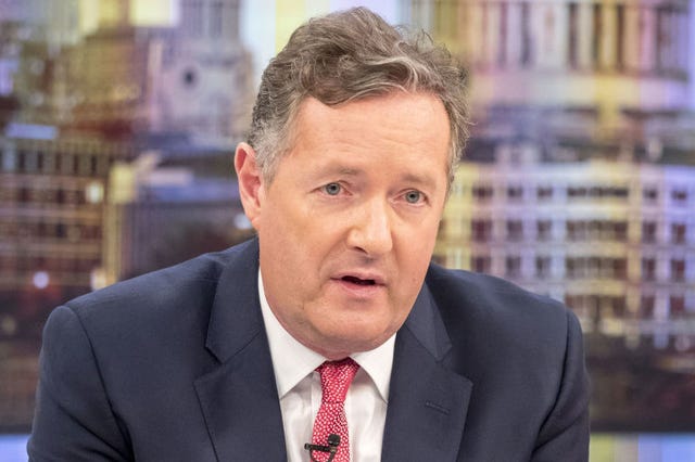 White-collar worker, Businessperson, Spokesperson, News, Official, Business, Television presenter, 