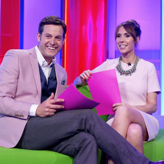 Event, Television program, Leg, Conversation, Sitting, Formal wear, Television presenter, Thigh, Magenta, 