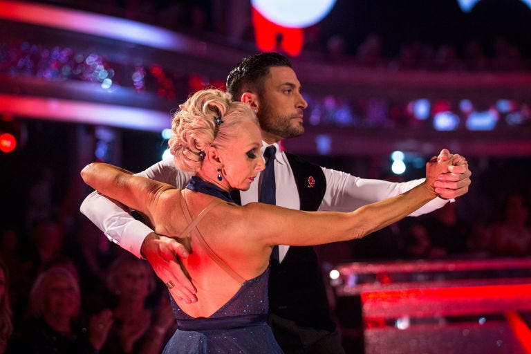 Entertainment, Performing arts, Dance, Performance, Event, Dancer, Dancesport, Ballroom dance, Latin dance, Fun, 