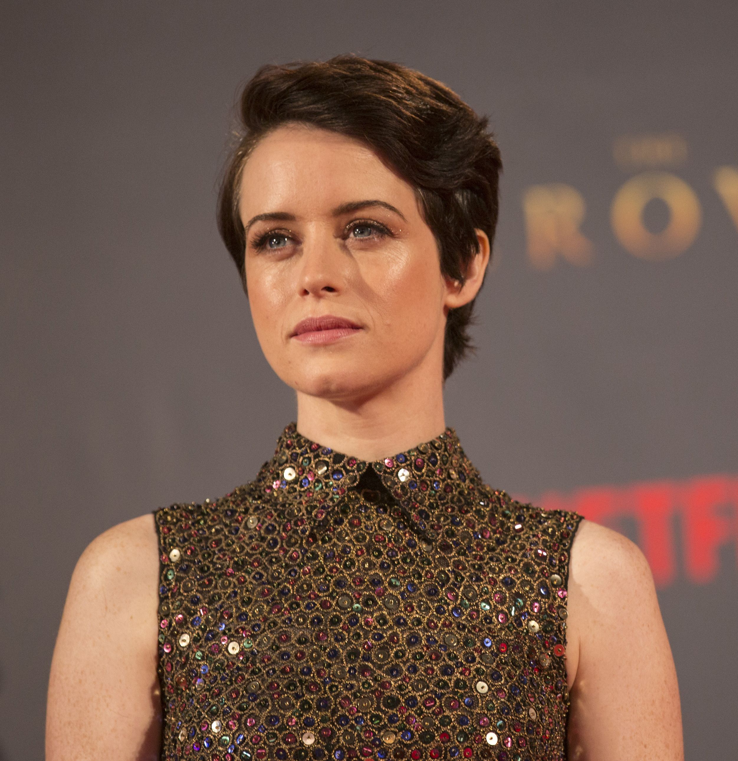 The Crown season 2 - Claire Foy and Vanessa Kirby prove they're party  dressing royalty at premiere for The Crown season 2