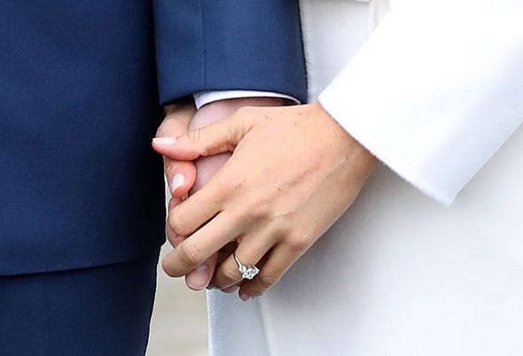 Hand, Ring, Gesture, Finger, Interaction, Suit, Nail, Engagement ring, Formal wear, Jewellery, 