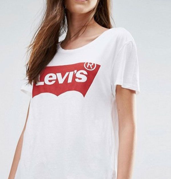 T-shirt, Clothing, White, Shoulder, Sleeve, Neck, Product, Top, Lip, Font, 
