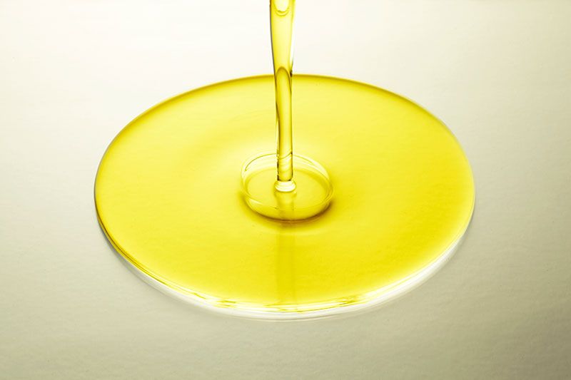 Yellow, Water, Circle, Liquid, Cooking oil, 