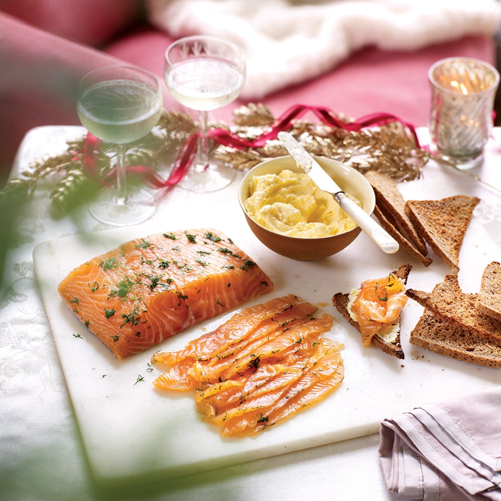 Dill and vodka cured salmon with rye crispbreads