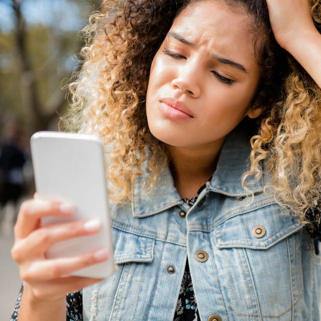 Hair, Beauty, Hairstyle, Long hair, Blond, Lip, Technology, Electronic device, Brown hair, Gadget, 