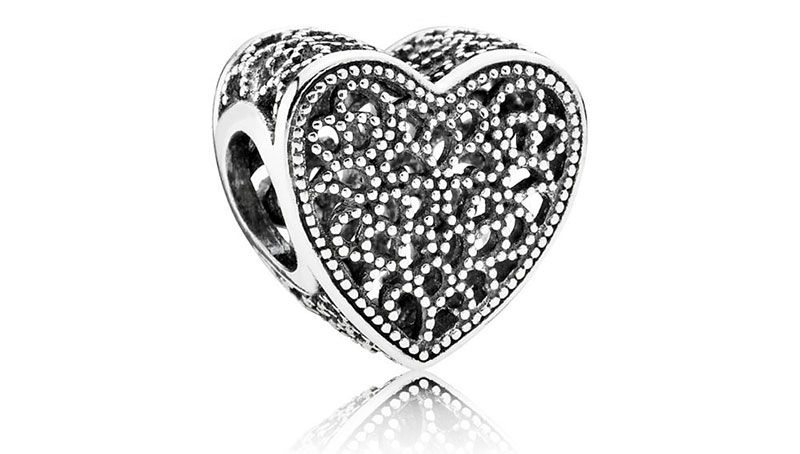 Heart, Diamond, Fashion accessory, Jewellery, Heart, Silver, Metal, 