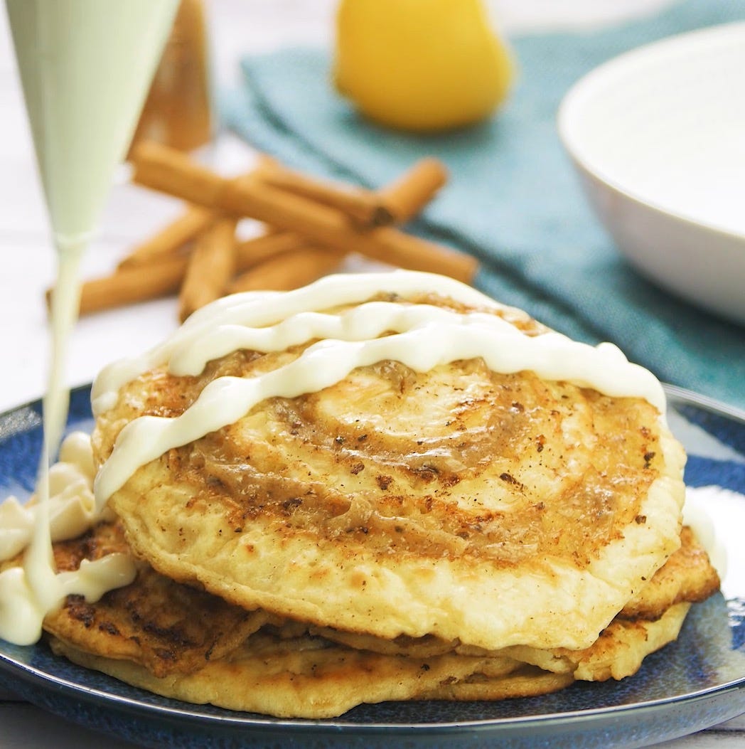 Cinnamon bun pancakes