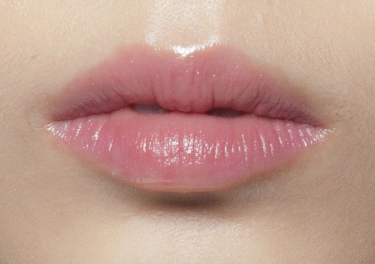 Lip, Pink, Face, Skin, Cheek, Chin, Lip gloss, Lipstick, Mouth, Beauty, 