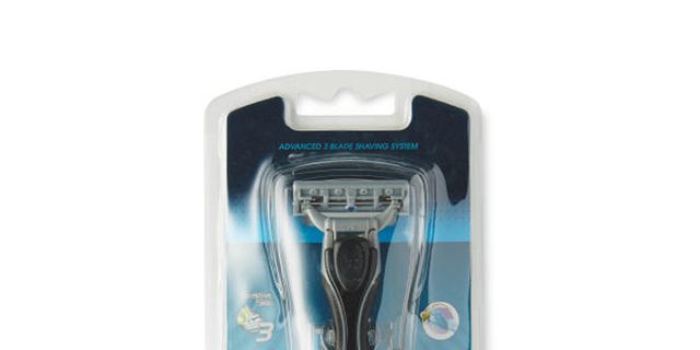 Razor, Personal care, Playstation portable accessory, Electronic device, Shaving, 
