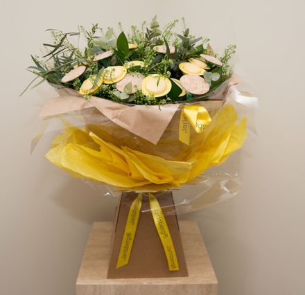 Cut flowers, Bouquet, Yellow, Flower, Floristry, Flower Arranging, Plant, Rose, Floral design, Anthurium, 