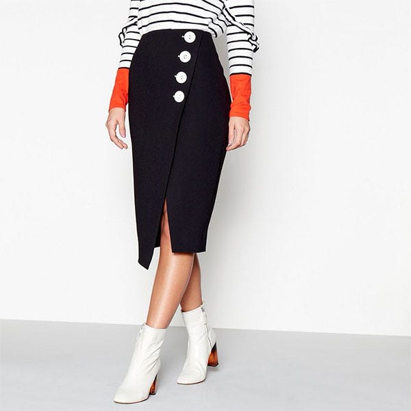 Clothing, Pencil skirt, Waist, Joint, Ankle, Knee, Footwear, Trousers, Shoulder, Leg, 