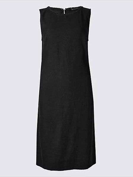 Clothing, Dress, Black, Day dress, Cocktail dress, Little black dress, Sleeveless shirt, Formal wear, Sheath dress, A-line, 