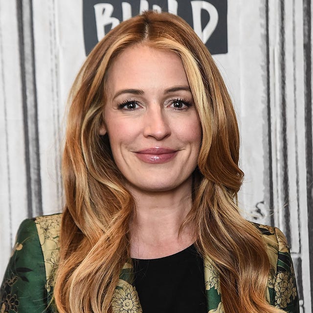 Hair, Face, Blond, Hairstyle, Eyebrow, Hair coloring, Long hair, Brown hair, Layered hair, Beauty, 