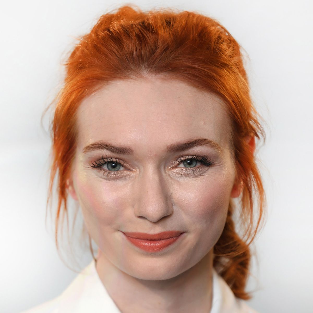 Who Is Eleanor Tomlinson Facts About Poldarks Eleanor Tomlinson