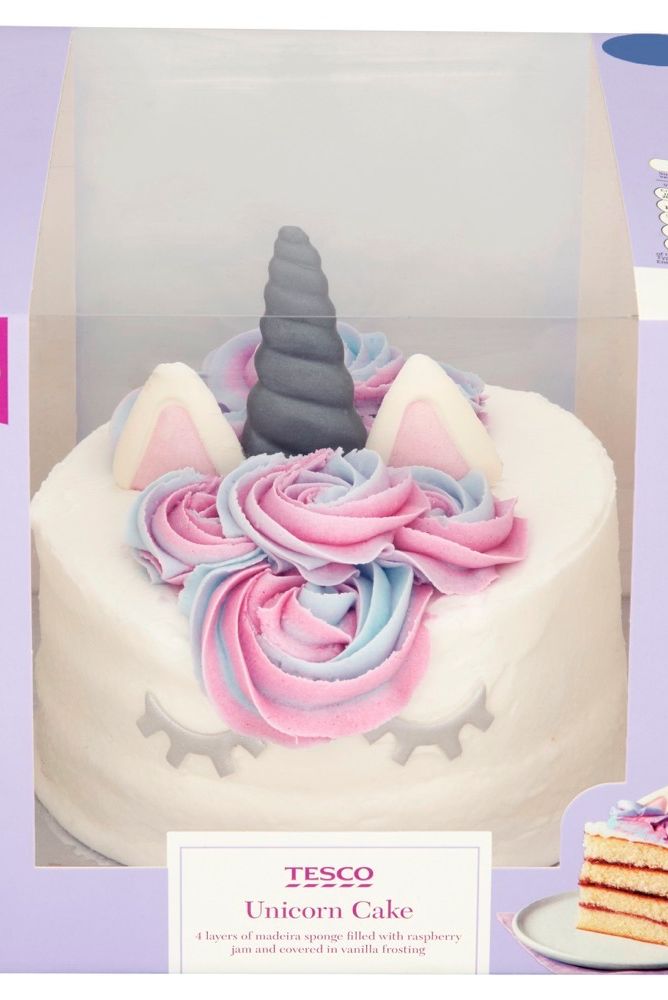 Pink, Product, Buttercream, Cake, Cake decorating supply, Soft Serve Ice Creams, Cake decorating, Dessert, Food, Icing, 