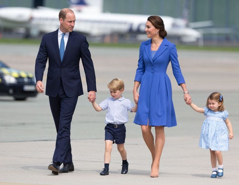 People, Blue, Walking, Standing, Child, Gesture, Footwear, Interaction, Vacation, Holding hands, 