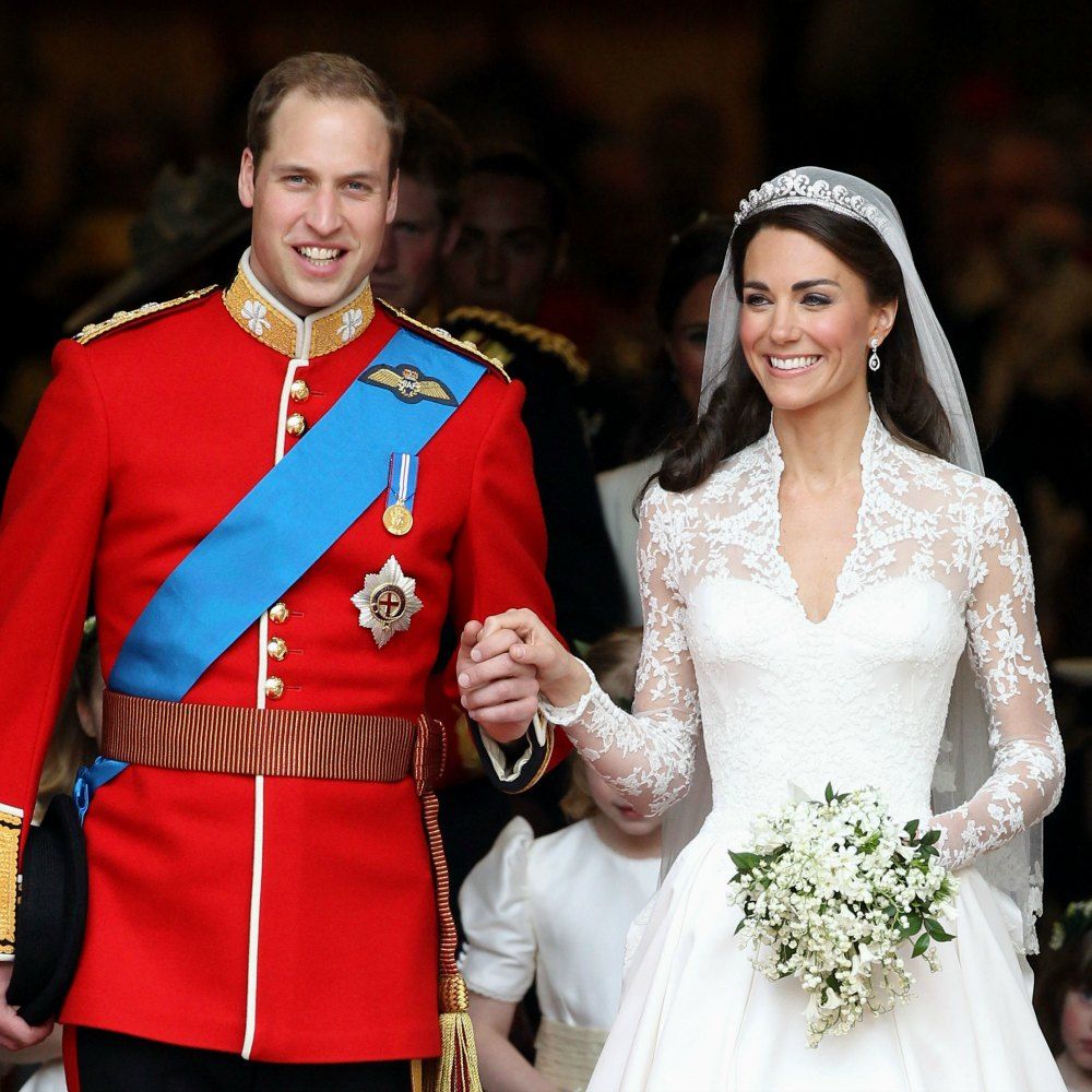 Orange dress royal clearance wedding