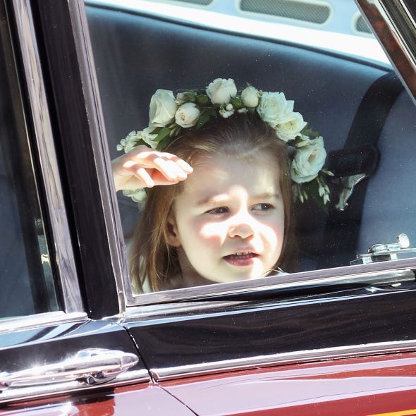 Motor vehicle, Vehicle door, Hairstyle, Car, Vehicle, Child, Smile, Automotive exterior, Family car, Plant, 