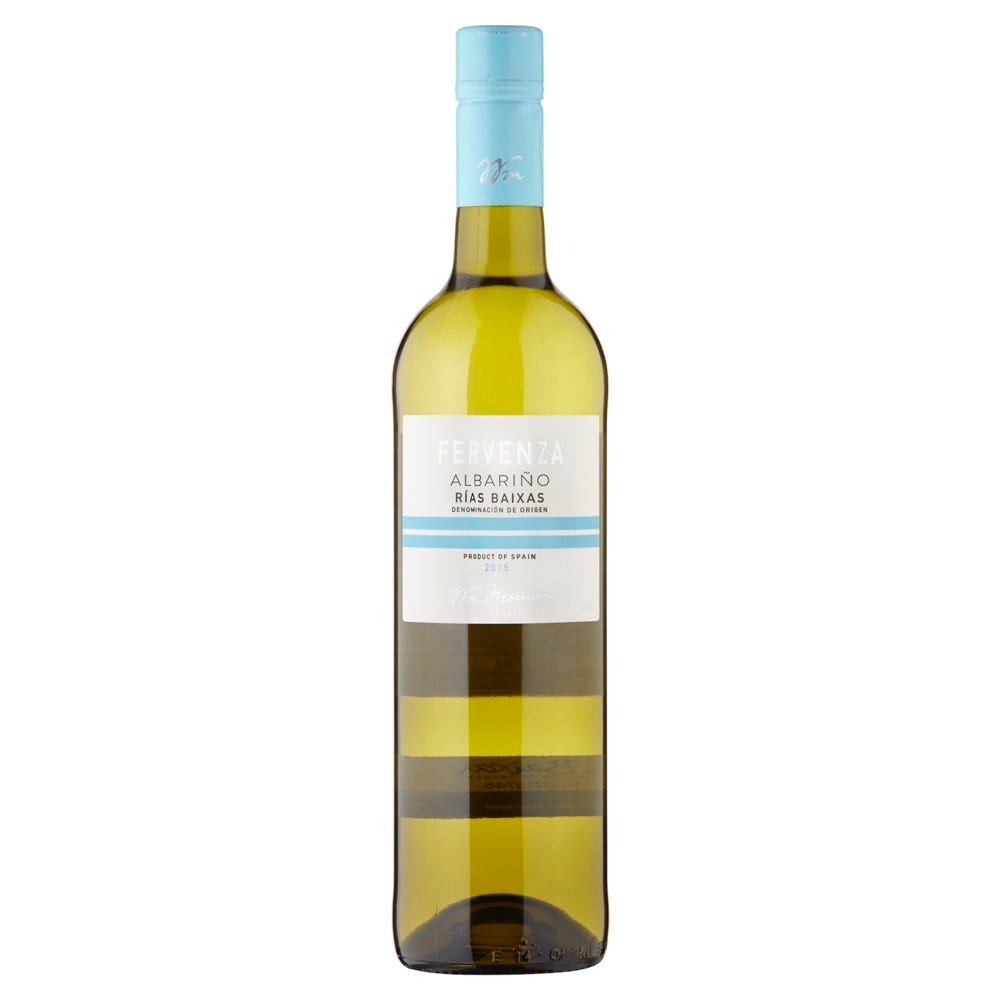 Liqueur, Bottle, Drink, Glass bottle, Distilled beverage, Alcoholic beverage, Wine, Wine bottle, White wine, Alcohol, 