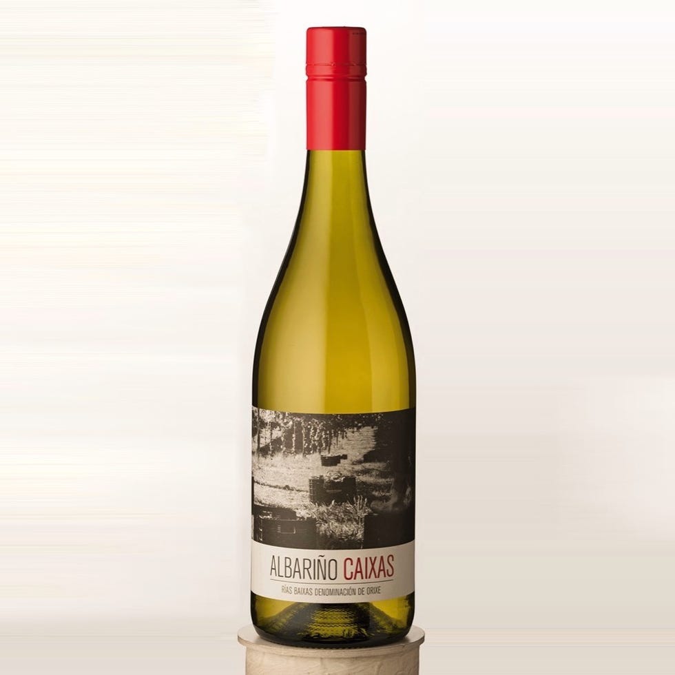 Bottle, Liqueur, Drink, Wine bottle, Alcoholic beverage, Glass bottle, Distilled beverage, Alcohol, Wine, Product, 
