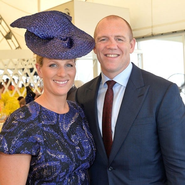 Cobalt blue, Hat, Fashion, Smile, Headgear, Event, Fashion accessory, Tradition, Happy, Suit, 