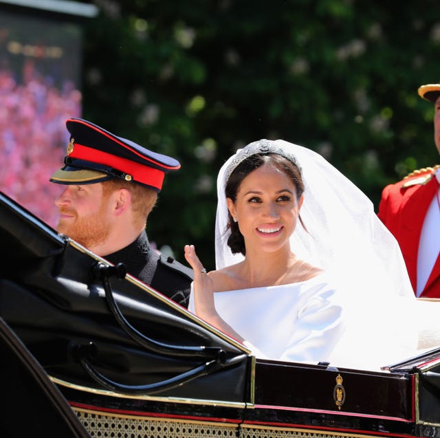 Ceremony, Tradition, Event, Bride, Gesture, Wedding, Headpiece, Fashion accessory, Vehicle, Smile, 