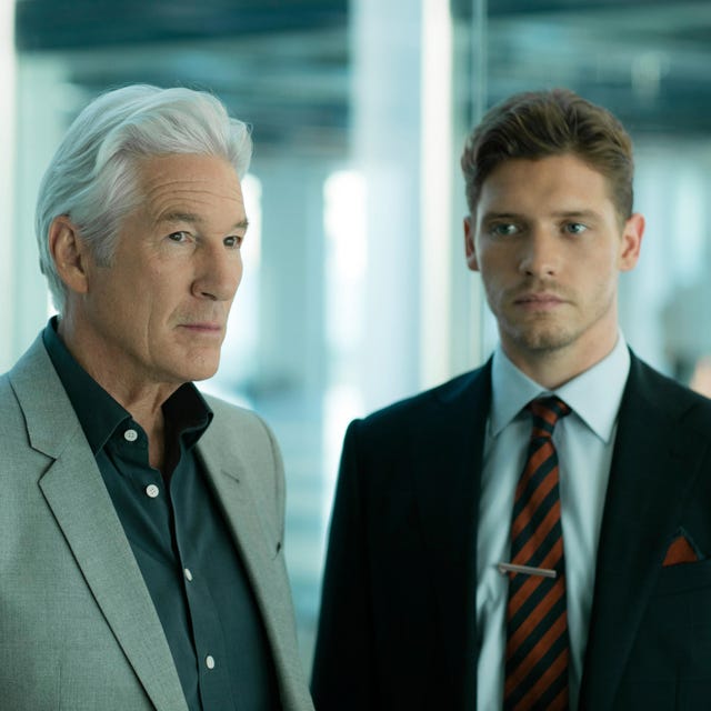 White-collar worker, Suit, Human, Formal wear, Businessperson, Fictional character, Tuxedo, 