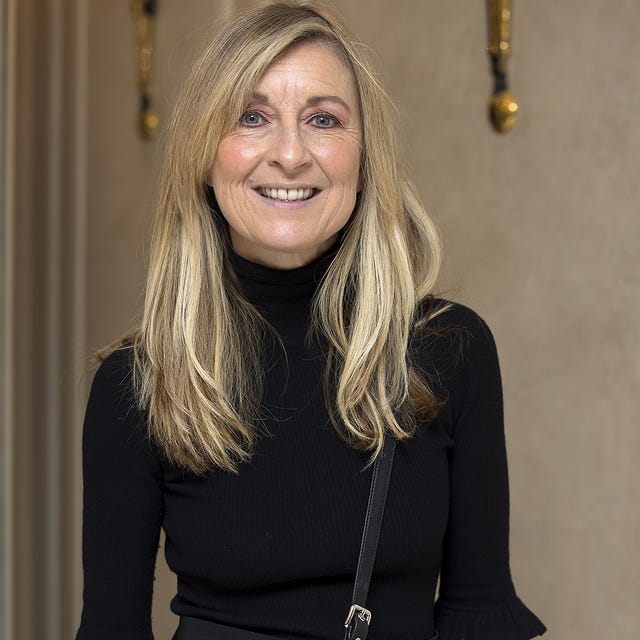 Hair, Blond, Hairstyle, Layered hair, Long hair, Neck, Smile, Feathered hair, Brown hair, 